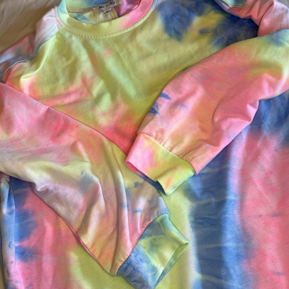 Colorful Tie-Dye Sweatshirt
